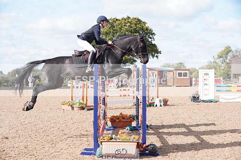 241005A-141242-04917 - SAT Cls 11 Snr Newc & 1.10m Open