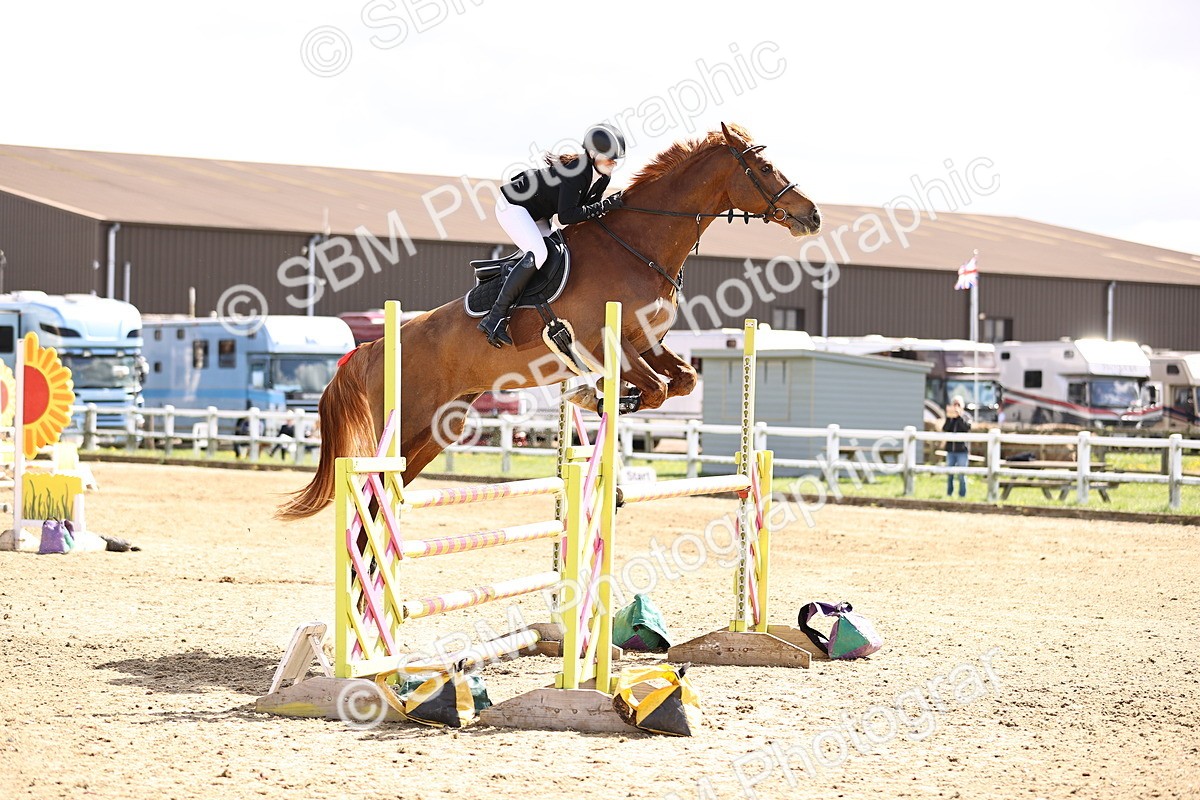 SBM_004314 - Class 17 - Senior Newcomers - 1.10m