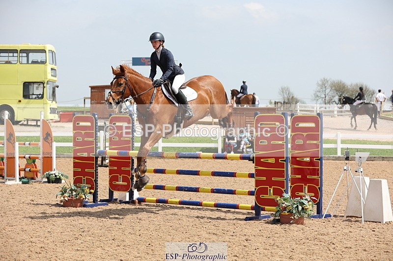 240510A-140003-07389 - Cls 17 1.05m National Am Quali