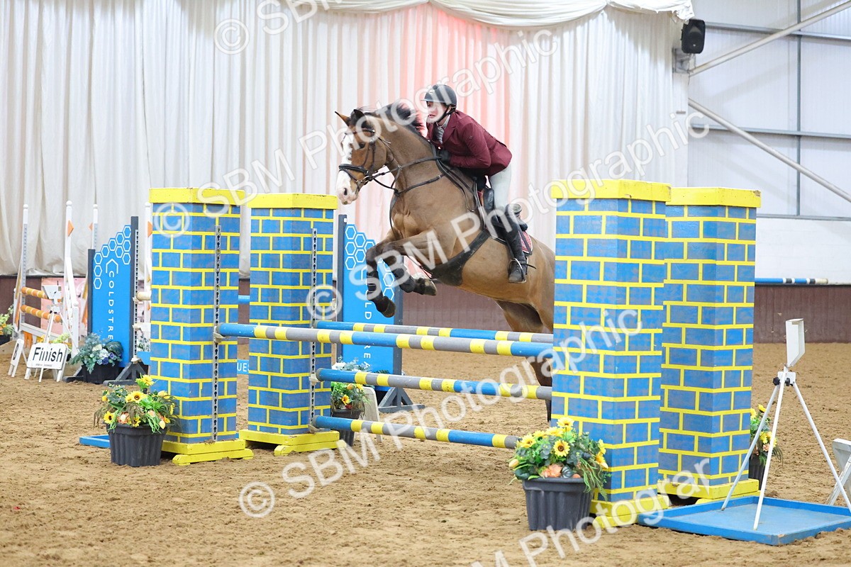 SBM_008406 - Class 21 - Nupafeed Supplements Senior Discovery/ 1m Open - First Round (1.00m)