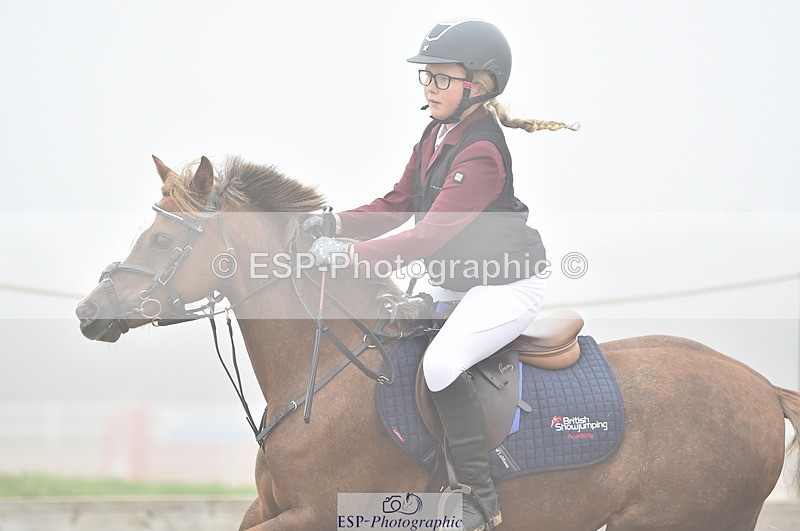 230902A-105112-00470 - Cls 2A Pony Small 70cm