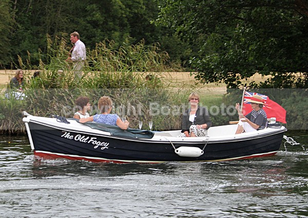 100702 THE OLD FOGEY IMG_9829 - HENLEY REGATTA - FRIDAY 2nd JULY 2010