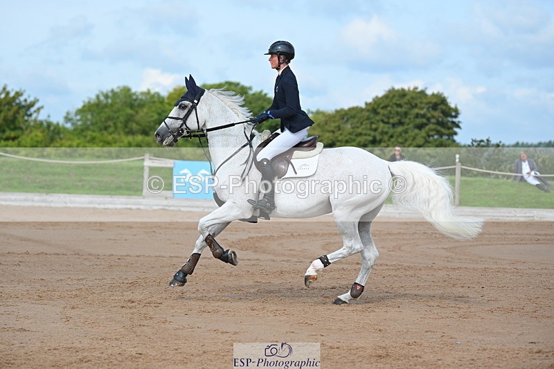 230721A-092729-04958 - Cls 2, 2 Star Small 1.30m