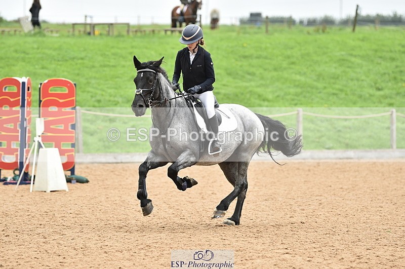 230902A-114432-00828 - Cls 2B Pony Small 80cm