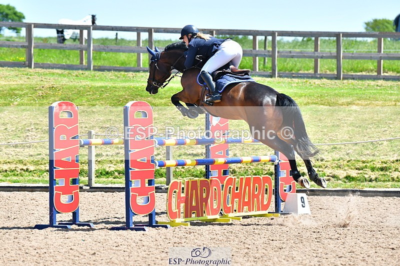 230527A-121502-04402 - Cls 15 Foxhunter