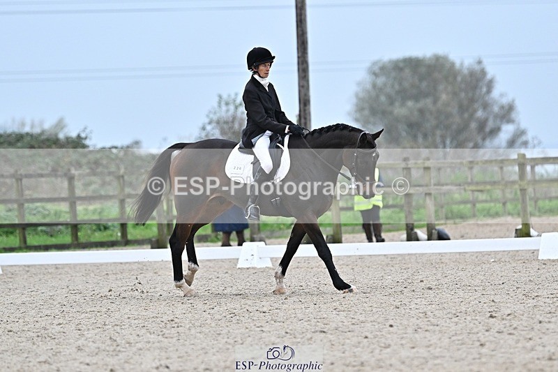 241103-150602-02712 - Novice 1 - 14.44 to 16.08