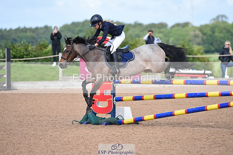 230716A-100404-01949 - Cls 35 Springboard 128cm & 138cm