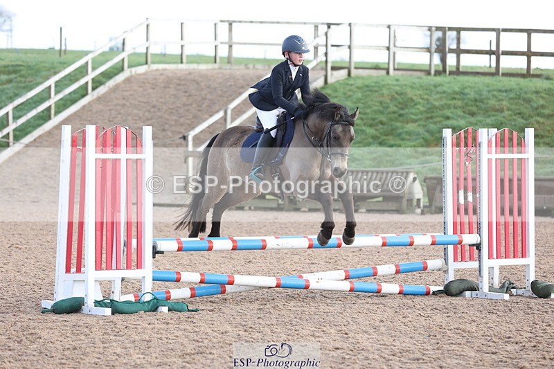 240210A-105400-00633 - Cls 17+18 Club and Schools 70cm