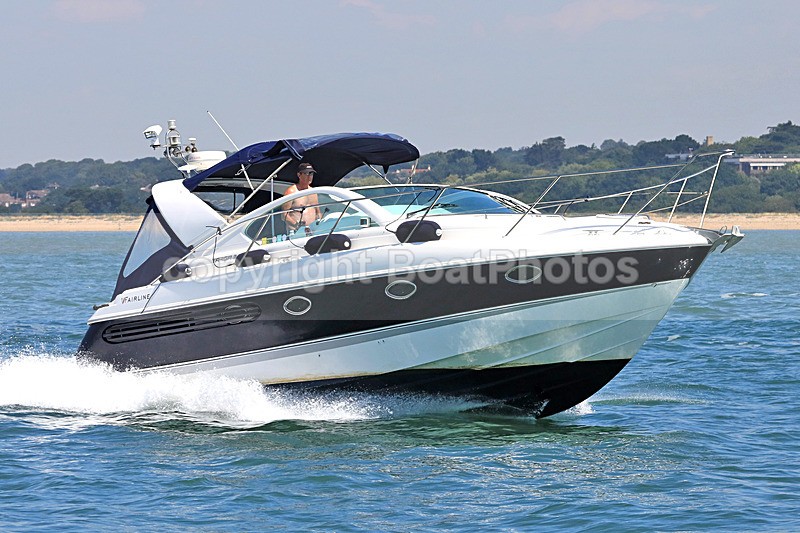 180715 ITAL WATERS - FAIRLINE TARGA 34  1Y3A2253 - Motorboats - Open