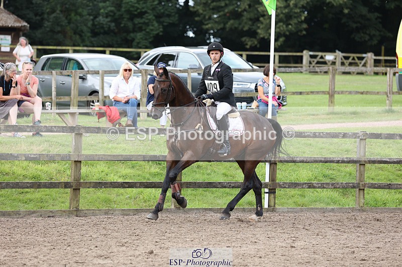 240804-101301-10943 - 409-Henri_Scanlon-PROUD_COURAGE