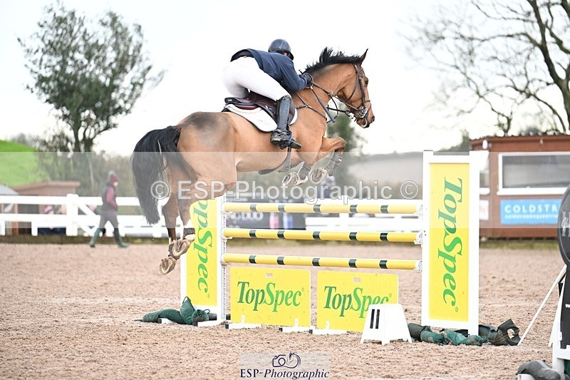 251206-132606-01096 - Cls 13 Snr Foxhunter and 1.20m