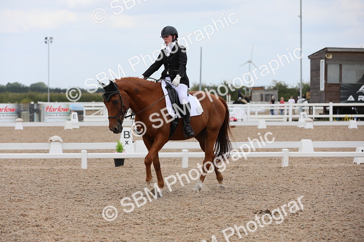 SBM_05720 - Class 32 Novice 1