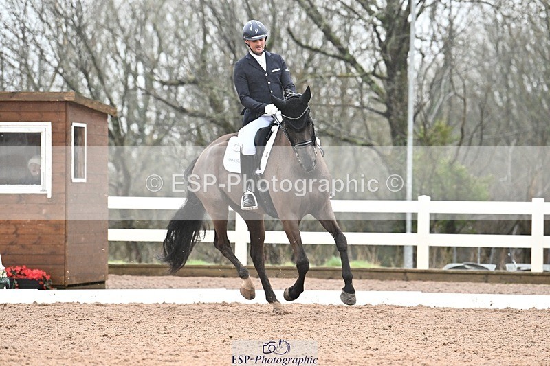 250215-115016-03271 - 127-Jezz.Palmer-Toddington.Debut