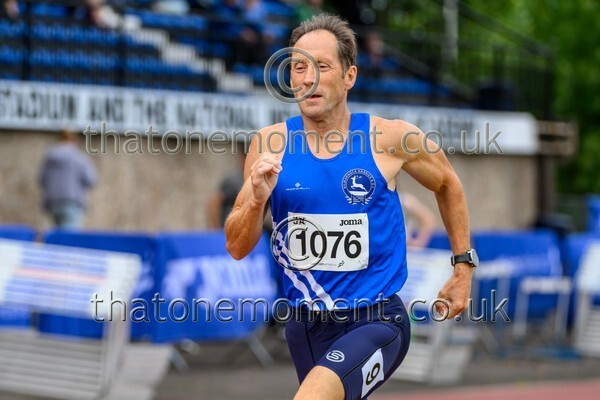 CEM26-924885 - Track Male Set One