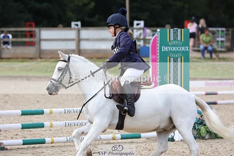 240823X-130535-17092 - 60cm R1 11.30 to 13.30