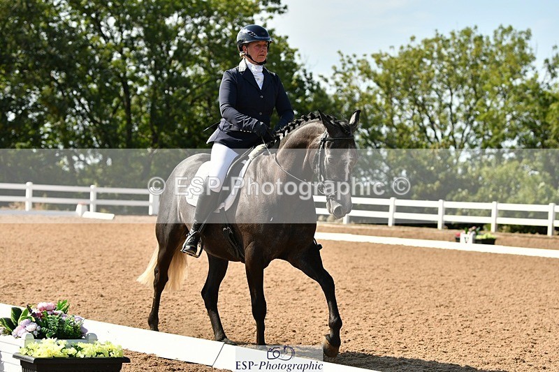 250817-160534-11460 - 206-Mel.NorthwoodBarnridge.Flying.Solo