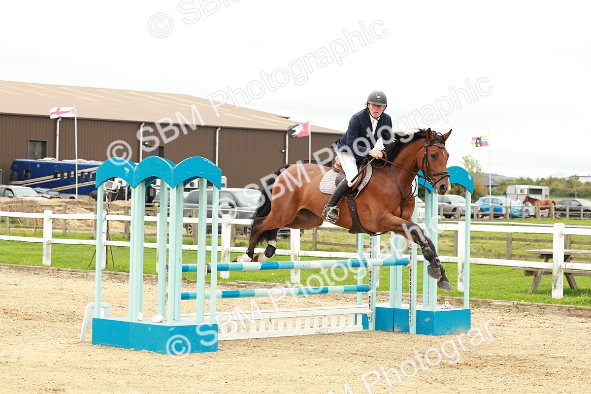 1I0A6988 - Class 2 - Senior British Novice