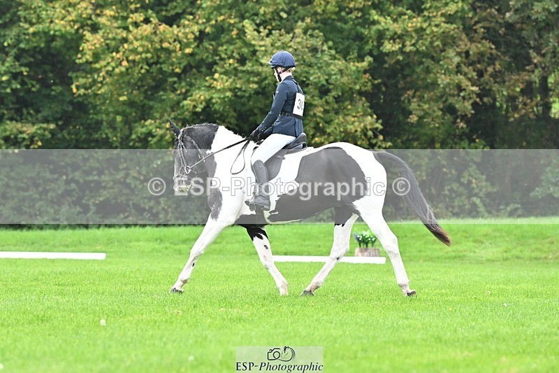 241024-101306-02126 - 303-Beatrice.Southcombe-COUSIN.JERRY