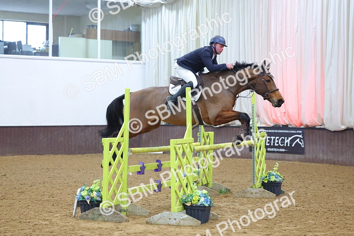 SBM_008835 - Class 22  - Senior Newcomers/ 1.10m Open - First Round (1.10m)