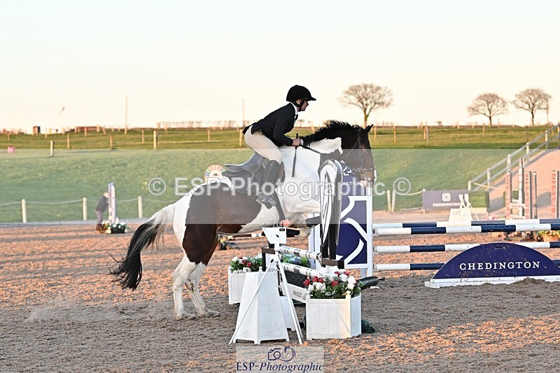 250401-192810-01019 - 90cm Classes