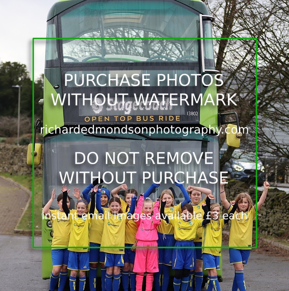 IMG_1339 - Kendal United U10 Girls (Stage Coach Photo Shoot)