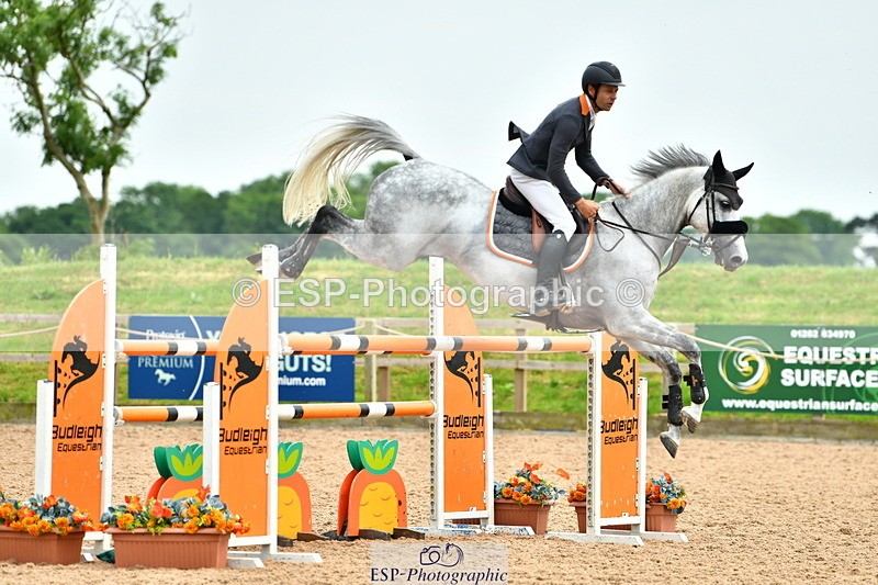 230611A-152345-06421 - Cls 28 Chard Grand Prix