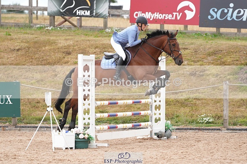 260730-112435-01840 - Cls 1 British Novice and 90cm