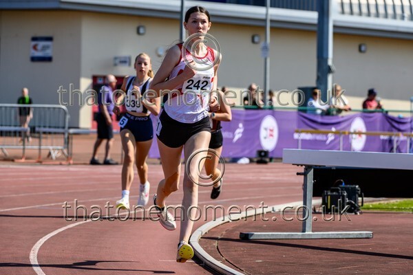 West25Sat-926595 - Track Female Set One