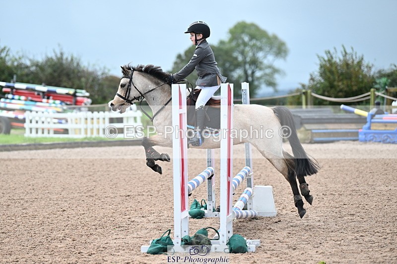 231029A-093402-02432 - 60cm Club and Schools