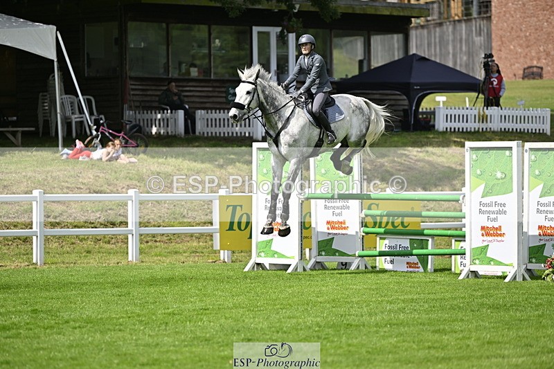 250613A-103151-00480 - Cls 1 Snr Newcomers and 1.10m Open