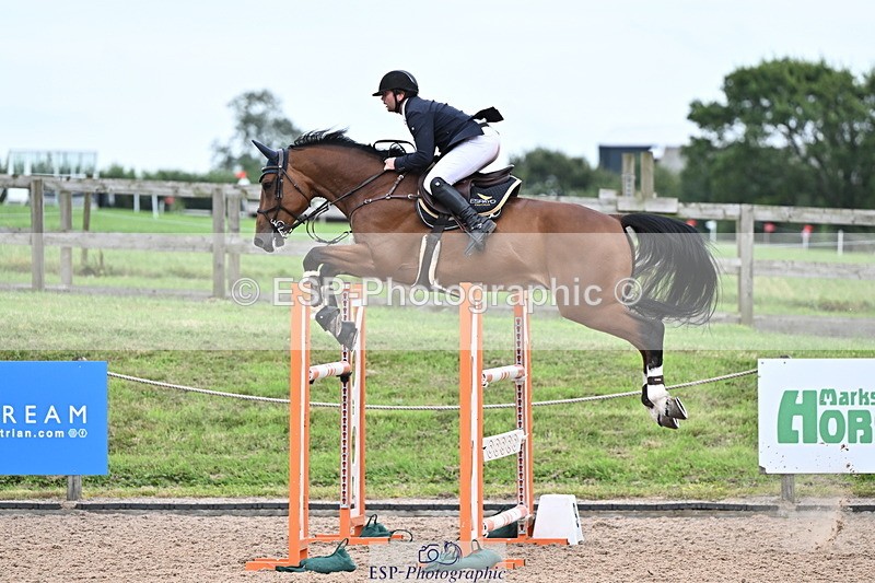 240828A-171119-01459 - Cls 6 National 1.30m and 1.40m