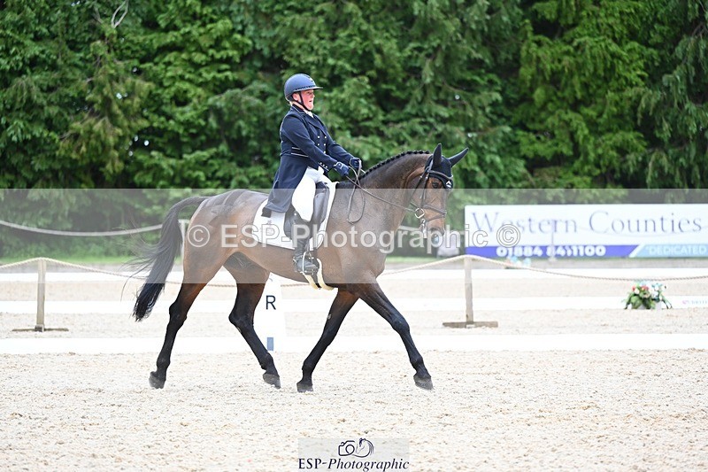 240524-181740-11624 - 165-RIDIRE_DORCHA-Lucy_Stimson