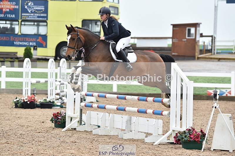 231013A-092412-00780 - Cls 6 British Novice & 90cm Open