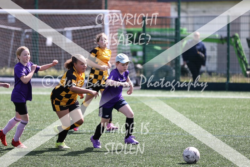 1DX31032 - Sun 14th U11 Girls