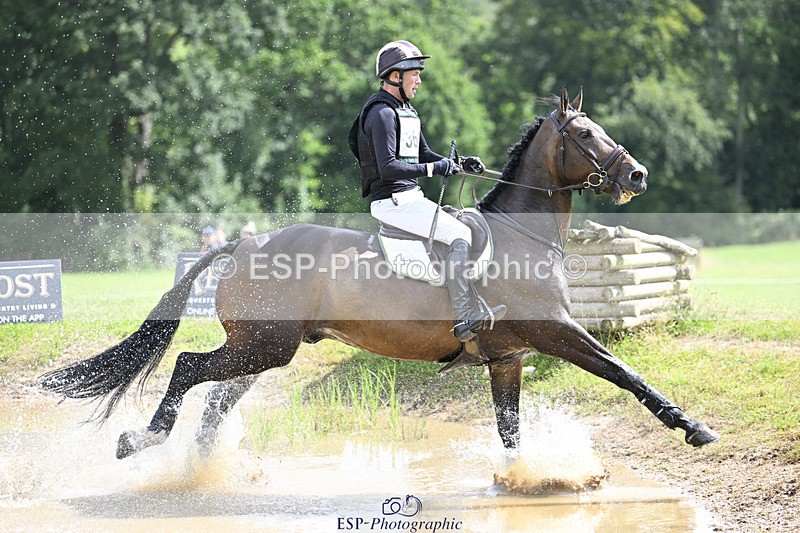 240804-121131-12569 - 364-Tom_Rowland-MONBEG_SKYFALL