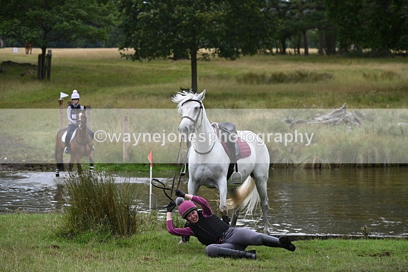 WJ7_3201 - Time at Water 12:15 to 12:50