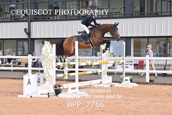 BPP_7766 - CLASS 16 FRI GFS Saddles Senior Newcomers/1.10m Open