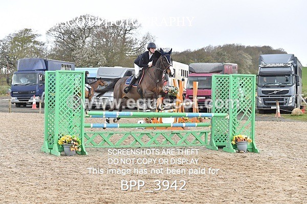 BPP_3942 - CLASS 4 FRI Senior Discovery/ 1m Open