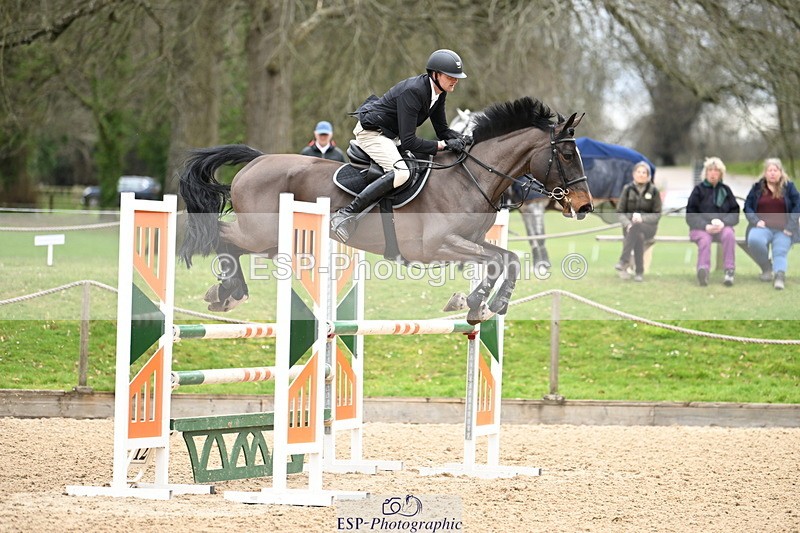 250323A-140945-04817 - Cls 24 Snr Newc & 1.10m Open