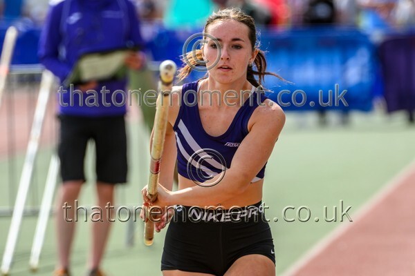 Age25SAT-925914 - Field Female Set One