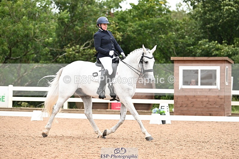 240815A-135933-01903 - 139-Chloe.Makepeace-Beechfield.Diamond