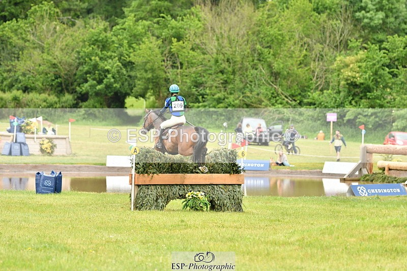 250524A-143249-13746 - C-209-Sarah.Gairdner-WESTPOINT.QUICK.LETS.PARTY