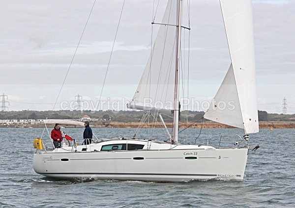 091004 CATCH 22 IMG_0786 - Sailboats - monohull