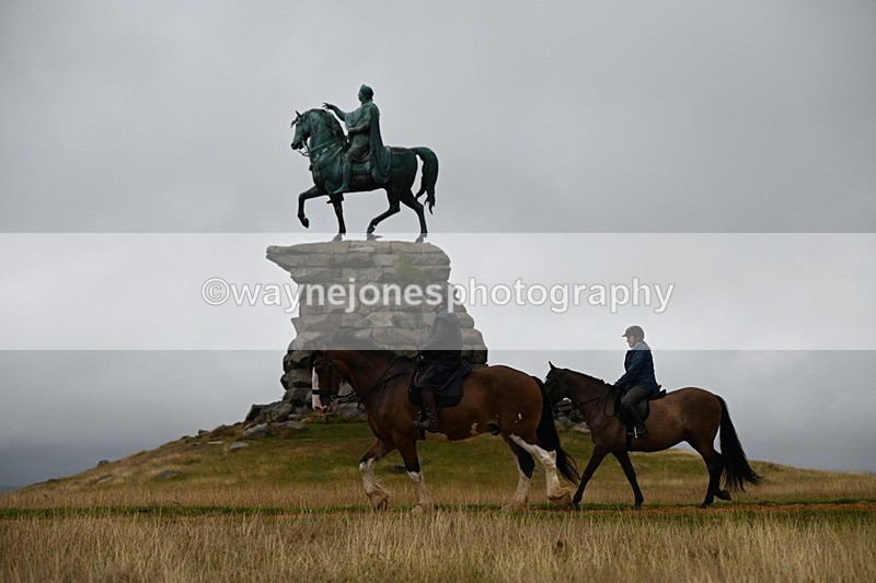 DSC_2024 - Time at Statue 12:13 to 12:32