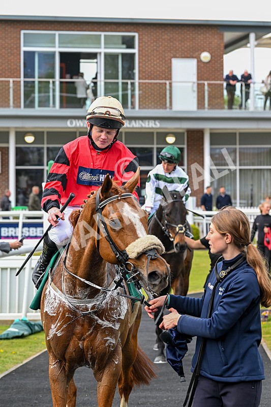 220425-Race 1-Kats Bob-8693 - Race 1