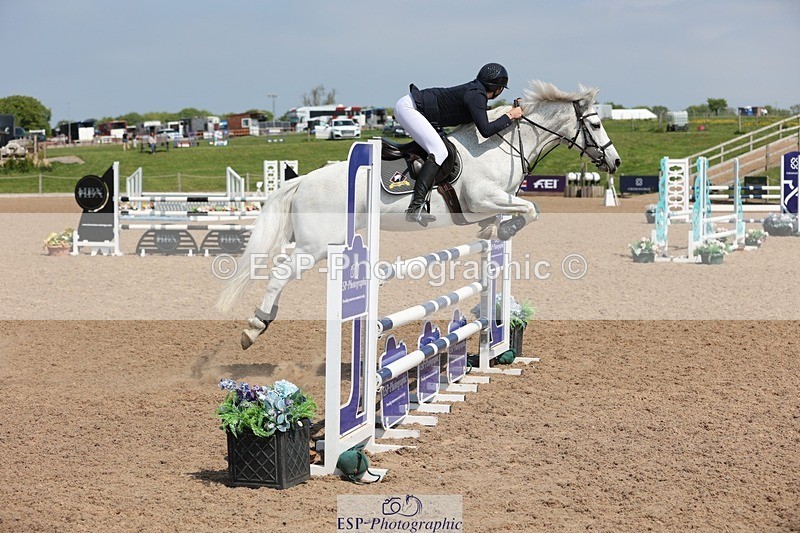 250503-122056-01034 - Cls 9 Pony Foxhunter and 1.10m Open