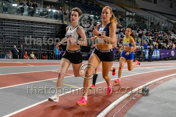 Age26SAT-819340 - Track Female Set One