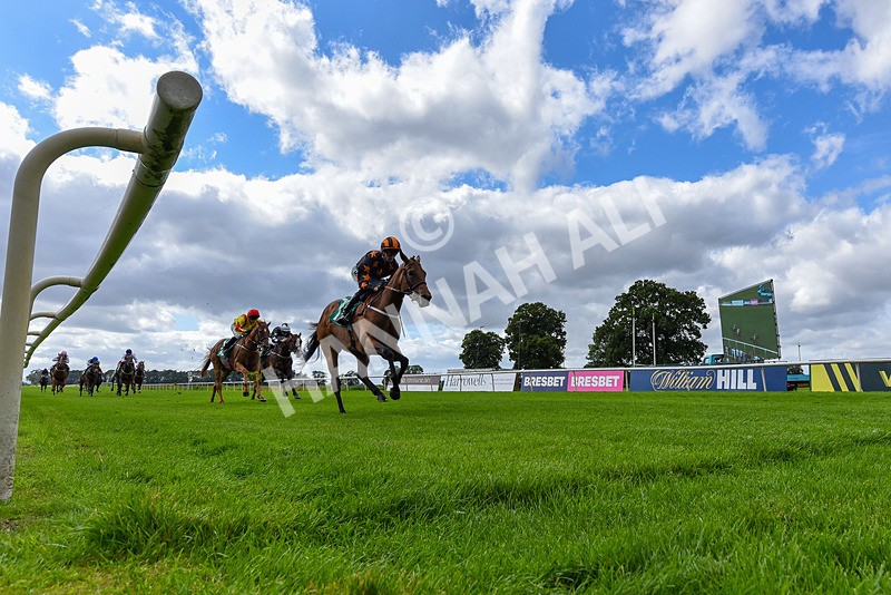 090824-Race 3-South Parade-2883 - Race 3