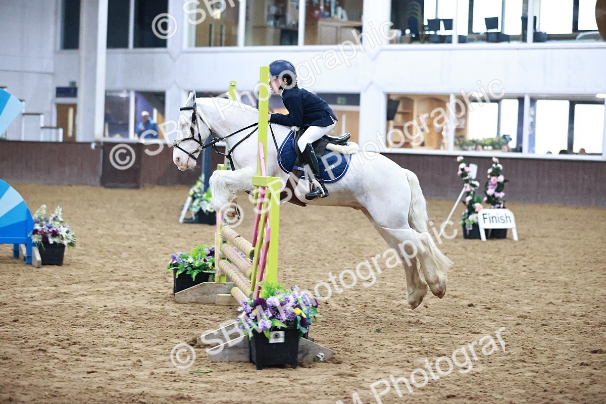 SBM_001644 - Class 9 - Pony Intro 75cm