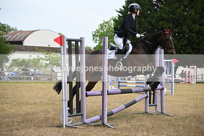 WJ6_0538 - Class 14 Intermediate Jumping 75cm